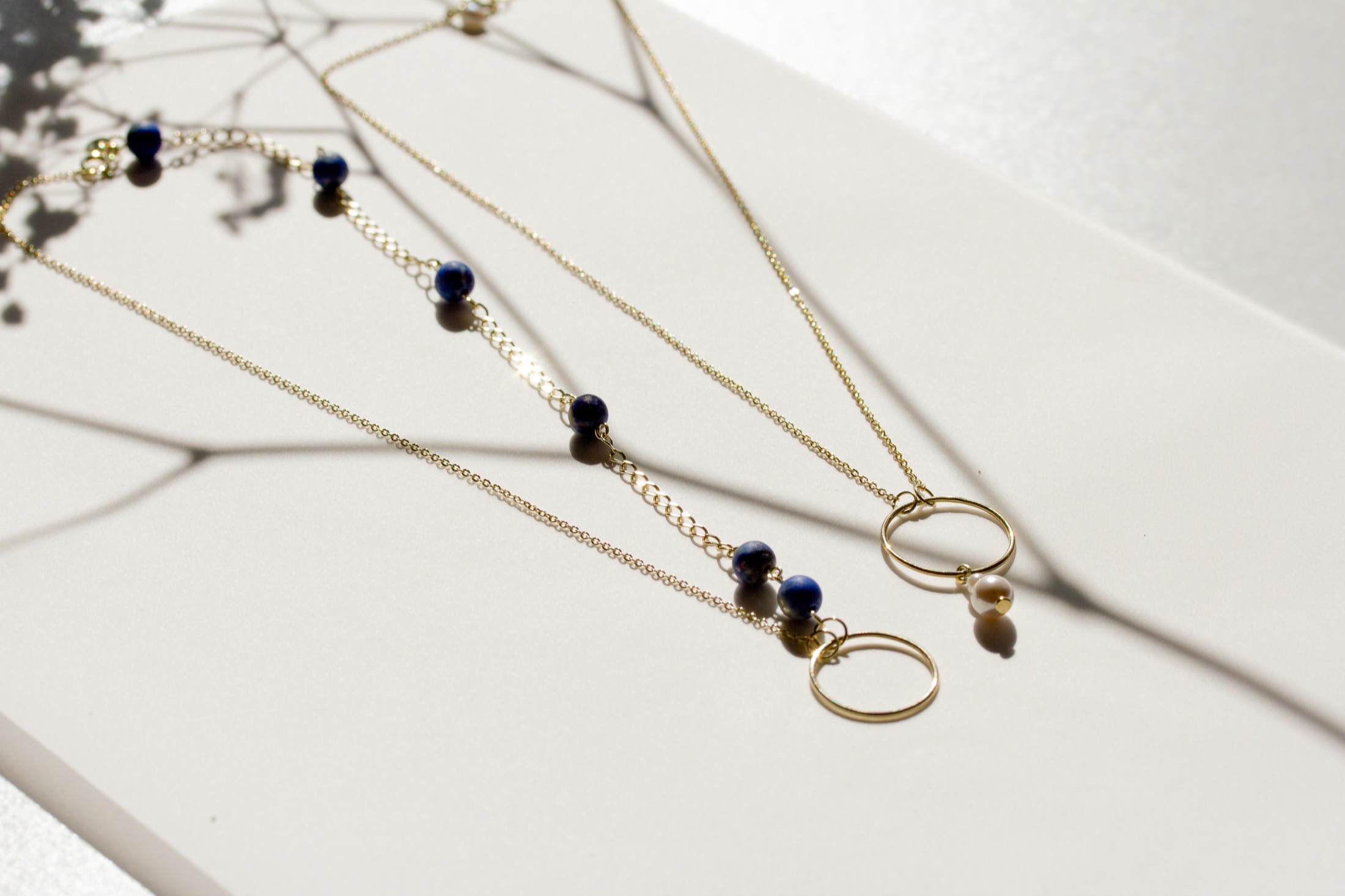 Detail šperku z predajne Alexander Nagy